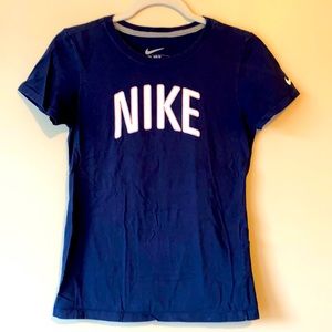 Nike tee